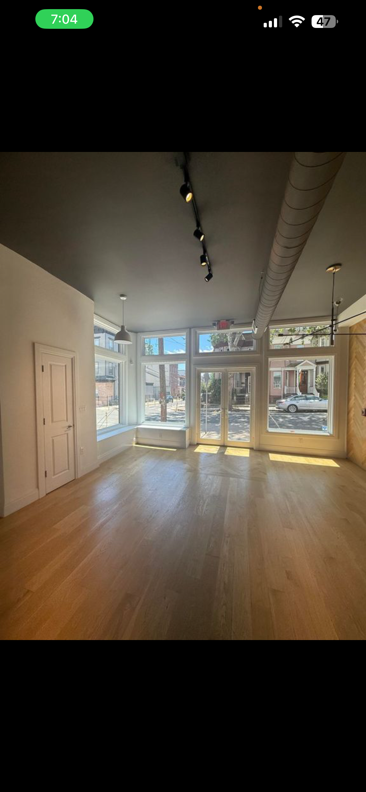 Modern space in Jersey city Heights - View 1